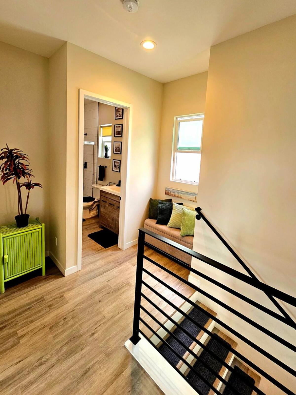 Heights Golden Luxe Retreat *