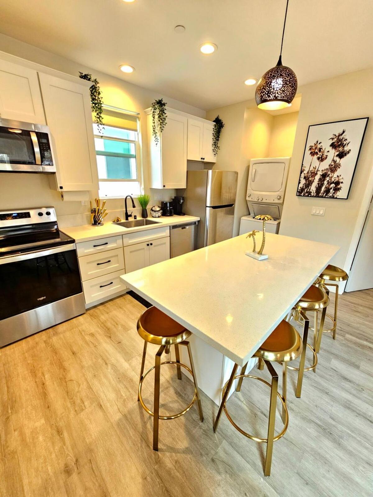 Heights Golden Luxe Retreat San Diego